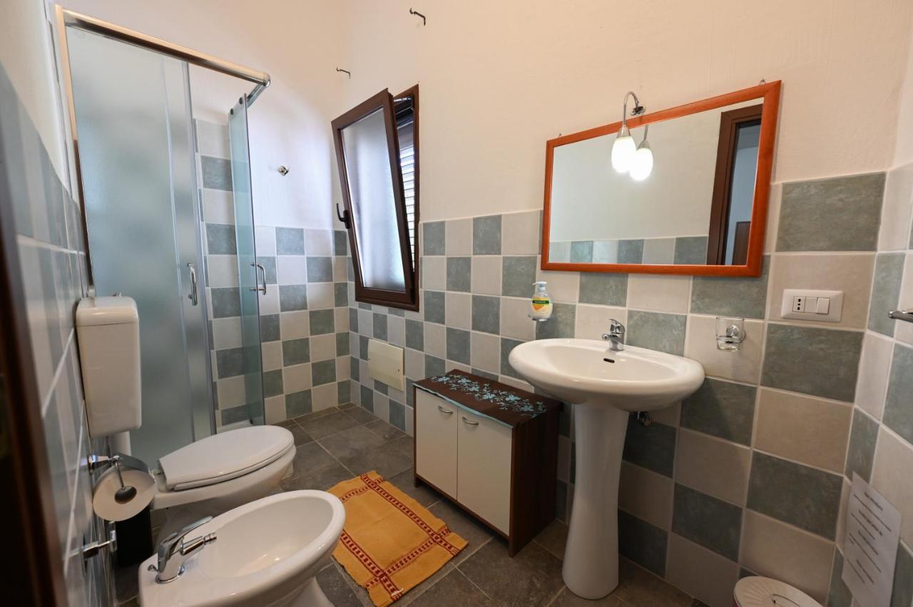 B&B Su Neulagi Triei Esterno foto