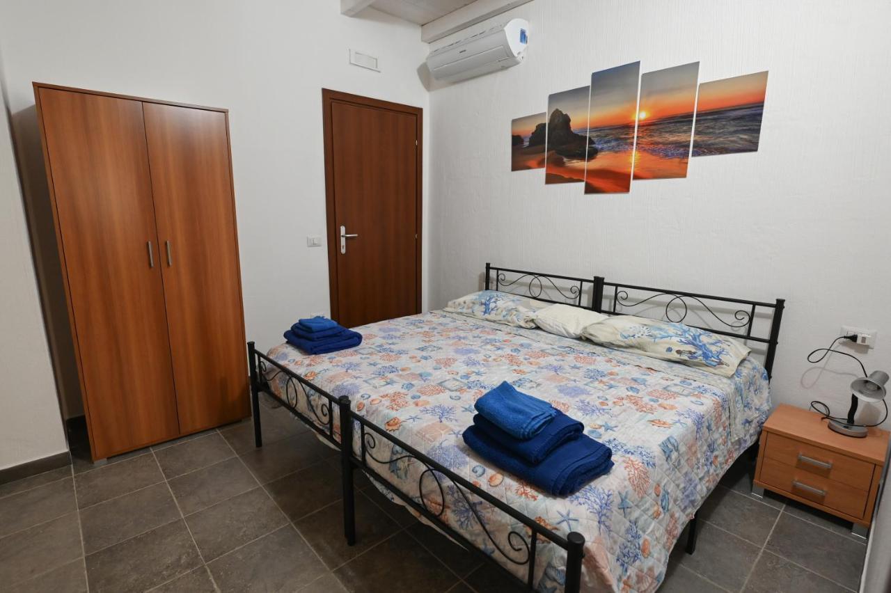 B&B Su Neulagi Triei Esterno foto